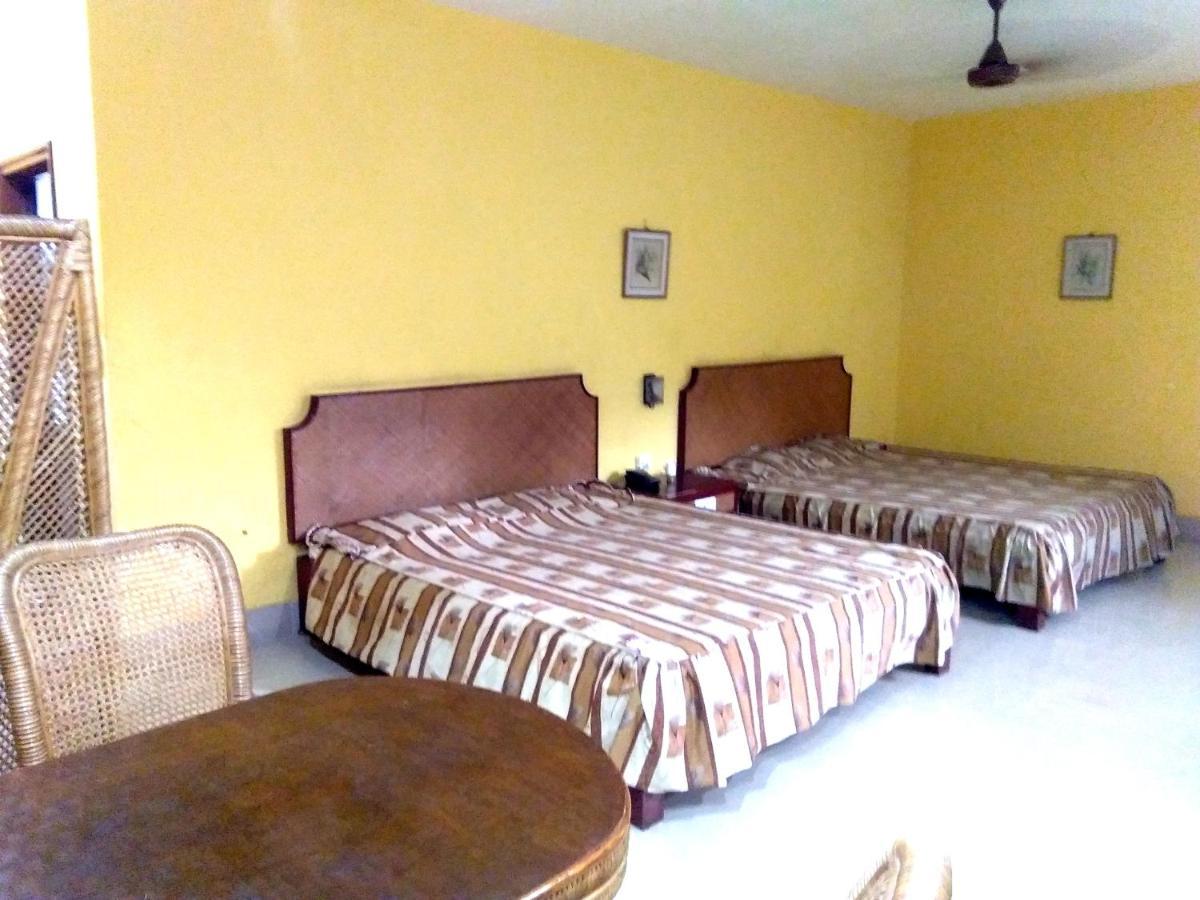 Hotel Indsurya Dibrugarh 外观 照片